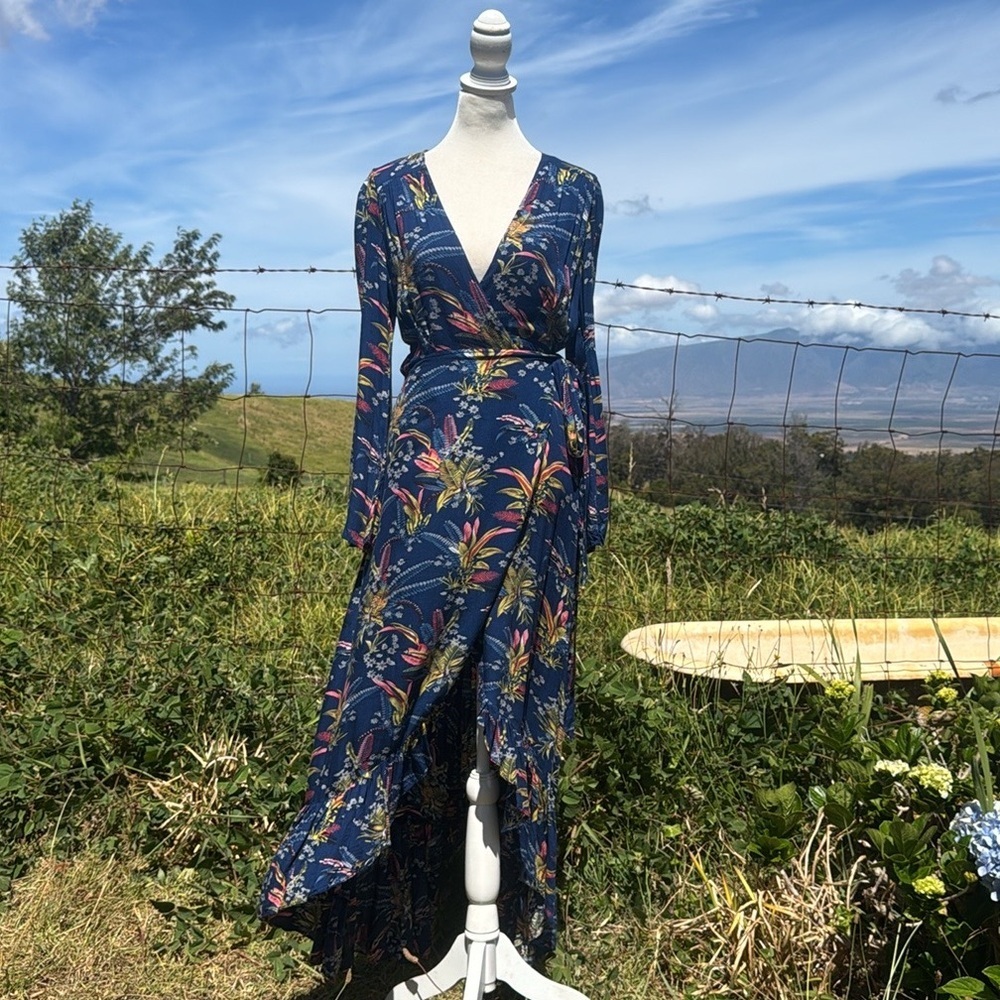 XIX Palms Hawaii Tropical Resort Wear Blue Flare sleeve Wrap Dress Romantic